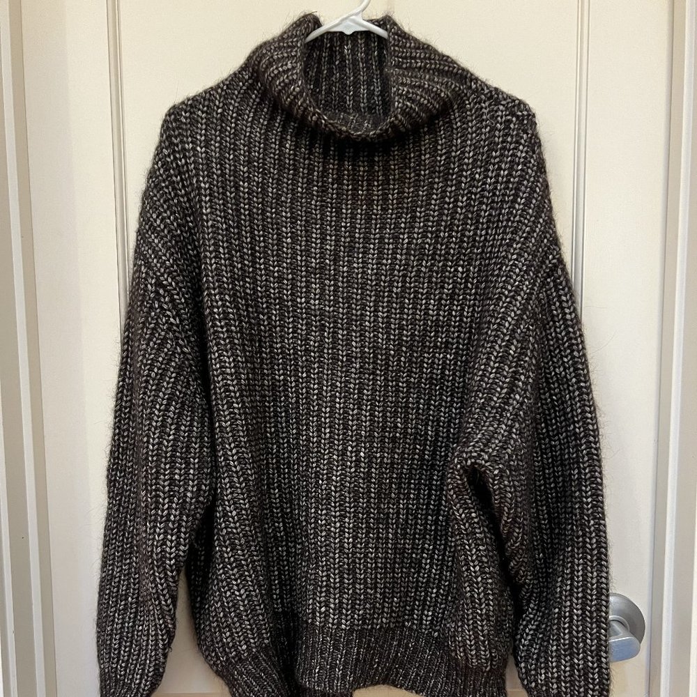 Aritzia Wilfred Brown Montpellier 100% Wool Turtleneck